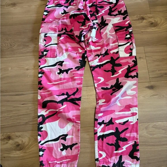Rothco pink camo cargo pants - Picture 2 of 8
